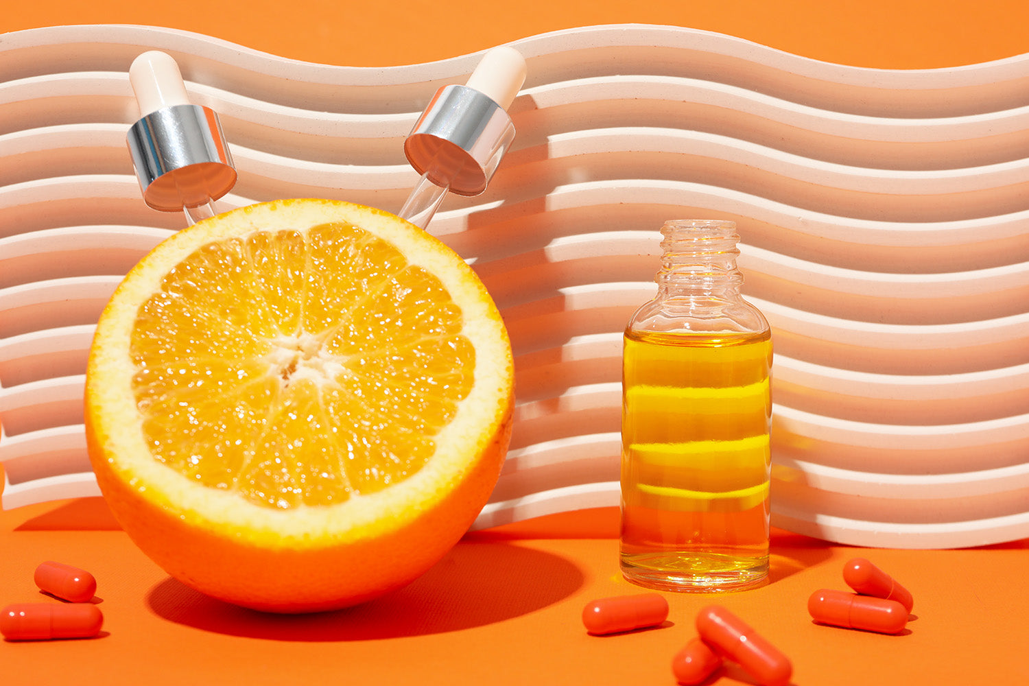 ¿Para qué sirve la vitamina C Descubre como tener una piel luminosa y sin manchas / Envato