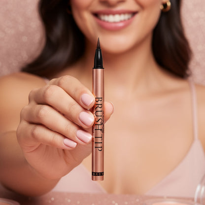 Delineador liquido Brushtip Café Ali Makeup | Cosméticos en línea