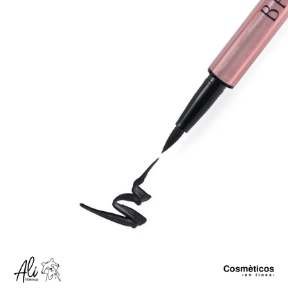 Delineador liquido Brushtip Negro Ali Makeup | Cosméticos en línea