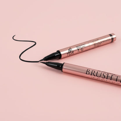 Delineador liquido Brushtip Negro Ali Makeup | Cosméticos en línea