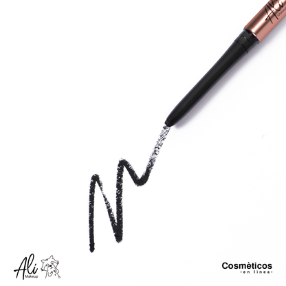 Lápiz delineador negro Ali Makeup | Cosméticos en línea