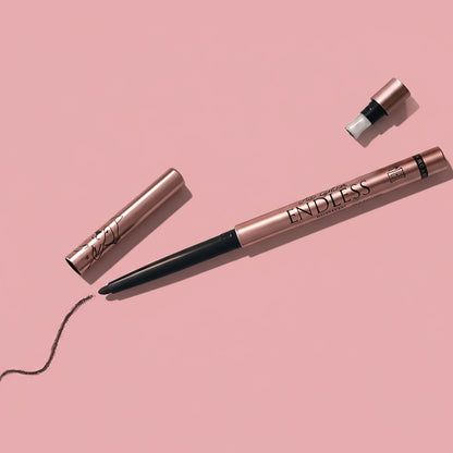 Lápiz delineador negro Ali Makeup | Cosméticos en línea