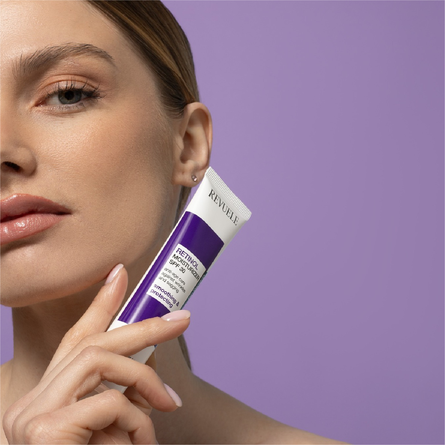 Crema Hidratante con Retinol SPF 30 - Revuele